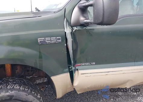 2000 Ford F-250 Lariat/Xl/Xlt z USA, uszkodzony, nr VIN 1FTNW21F3YEC78232